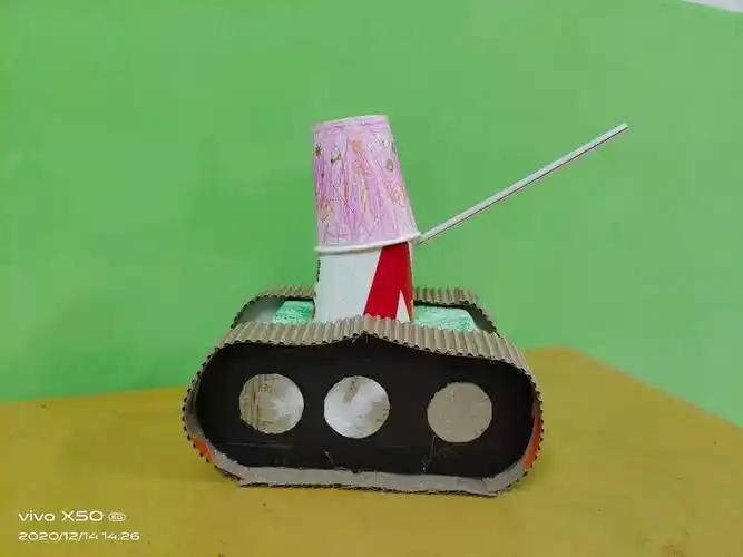 小制作 大学问——邱县明德小学纸质科技小制作优秀作品展