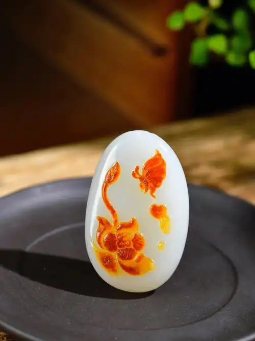 玉器人正品蝶恋花精美和田玉籽料挂件