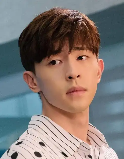 由angelababy(杨颖),邓伦,朱一龙,许娣主演的《我的真朋友》将于明天