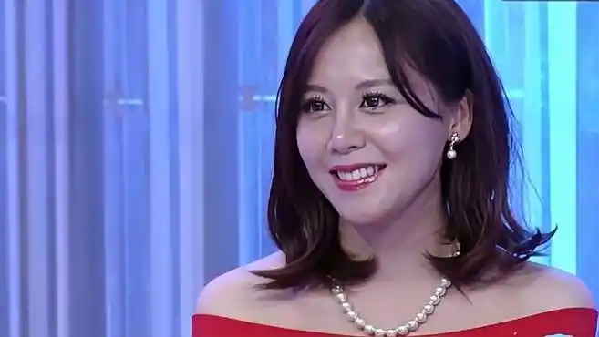 京剧演员多才多艺生活丰富,主持人直呼:标准新好男人丨百里挑一