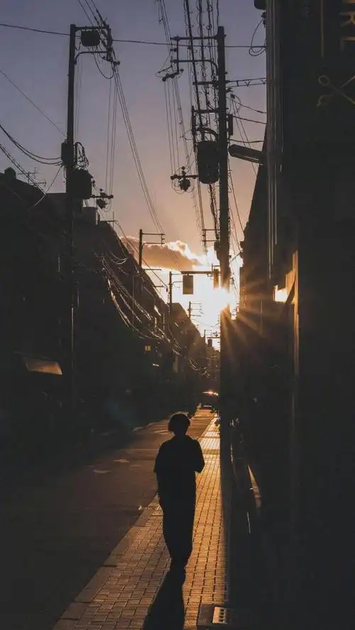 令人痛彻心扉的句子,文艺伤感,痛入骨髓!