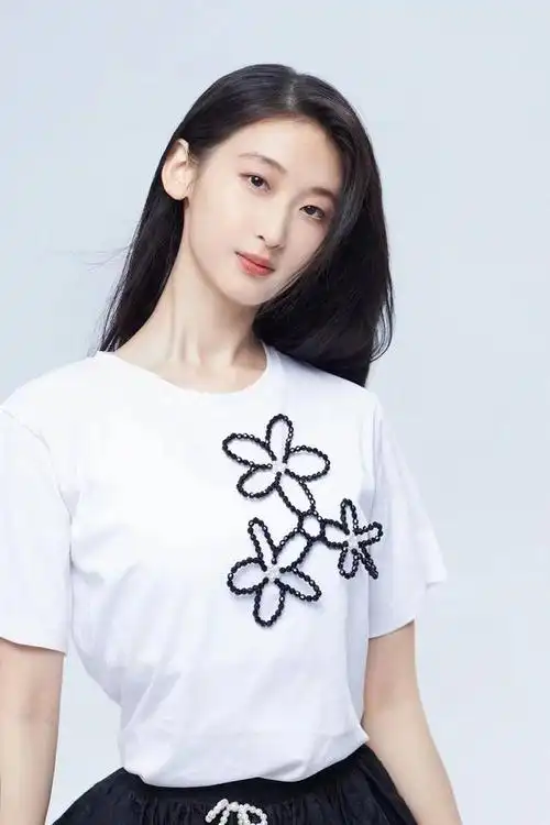 古曈之让我心跳加速的你开机签约喜欢季节开启演员新篇章