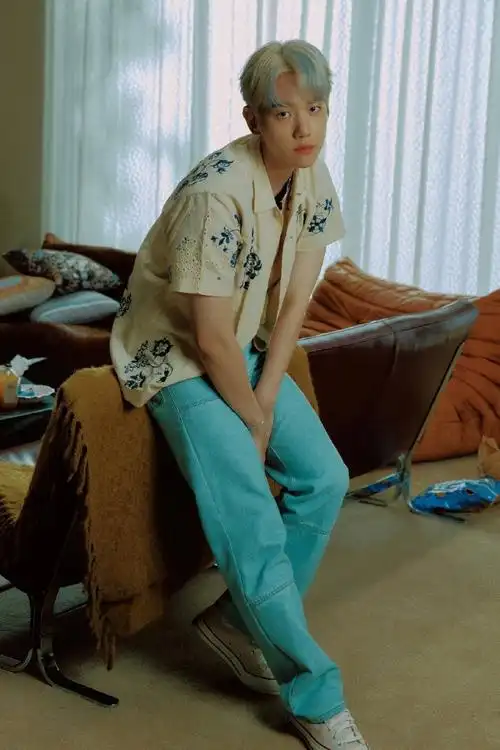 边伯贤蓝发挑染造型##边伯贤挑染造型