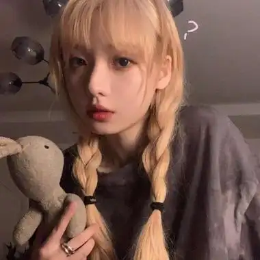 憨憨女头真人高清比较憨憨的女生头像图片