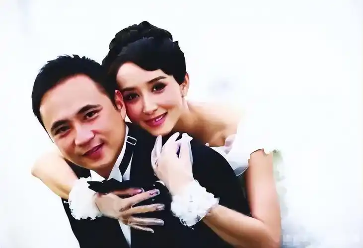 得知朱兆祥的母亲爱喝茶,胡静第一次见家长的时候,特意带了一盒价值