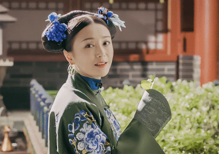 你见过最美的回眸一笑是什么样的?