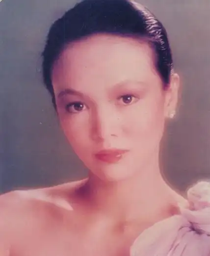 p>郑裕玲(carol cheng),1957年9月9日生于中国香港,中国香港女演员