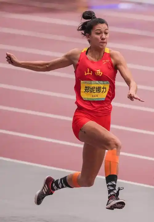 田径——女子七项全能:跳远赛况