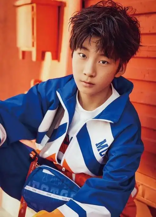 张悦轩(天天)关注网红,还被踢出粉丝群?