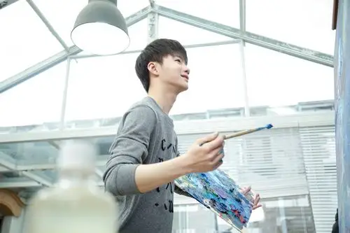 本周剧情精彩升级,蔡乙嘉饰演的甯非身世之谜不断解锁,寄人篱下的生活