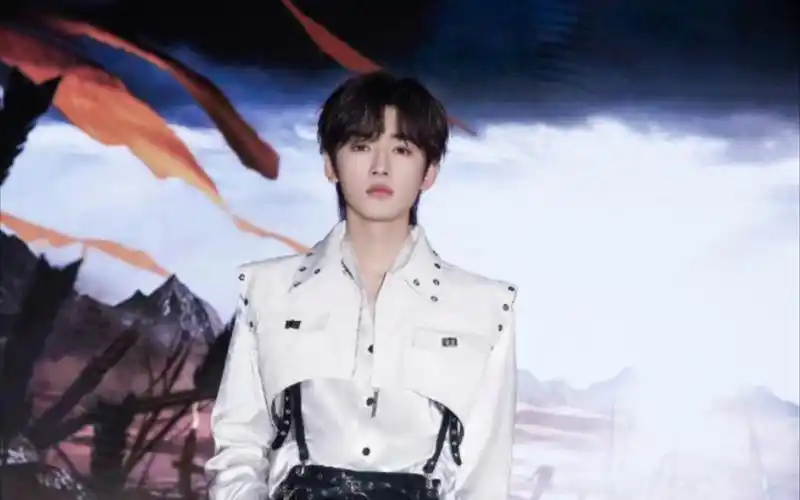 【宋亚轩】王牌舞台《大时代》—轩轩cut