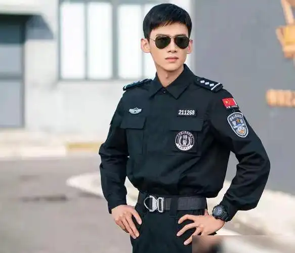 城池营垒白敬亭出道7年的荧屏初吻献给了小5岁的她好甜