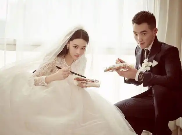 从张馨予晒出的最新的照片中可以看得出,她的丈夫何捷拍出来的照片真