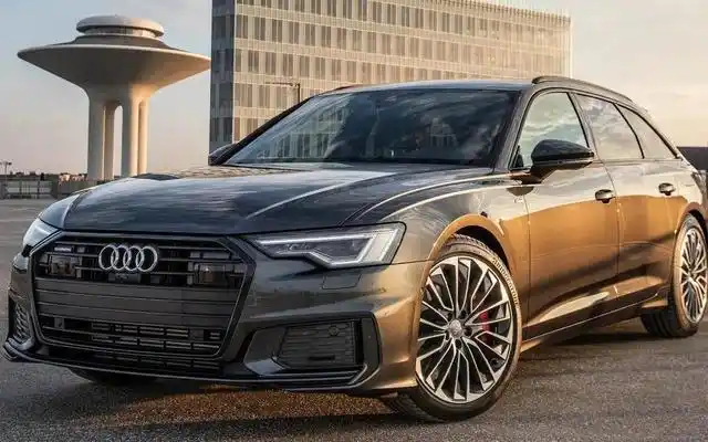 2023款奥迪a6正式定稿20t30t引擎配数字大灯电子档把