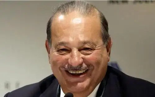 在2011年的时候被评为是世界上最富有的人