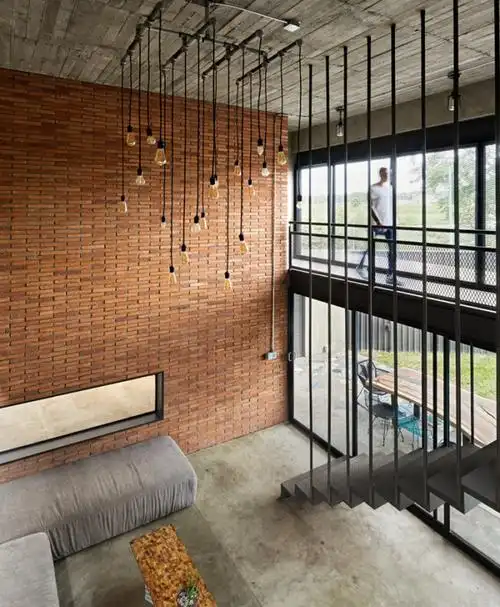 粗野钢铁硬派气场-红砖工业风住宅