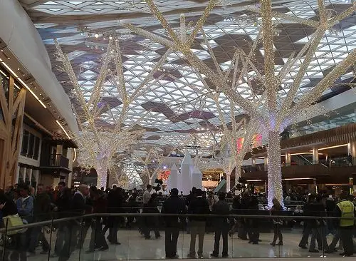 westfield shopping mall centre located in white city shepherds