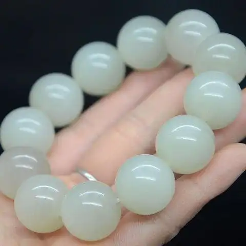 有一款18mm的和田玉青白玉手串才128o元能是真的吗?有图.