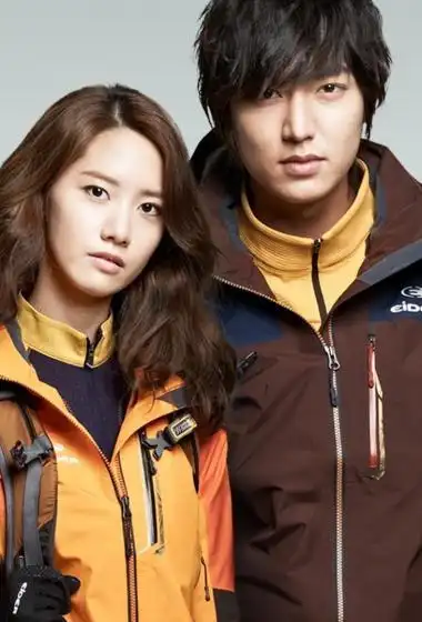 少女时代林允儿和李敏镐拍摄户外代言写真照310