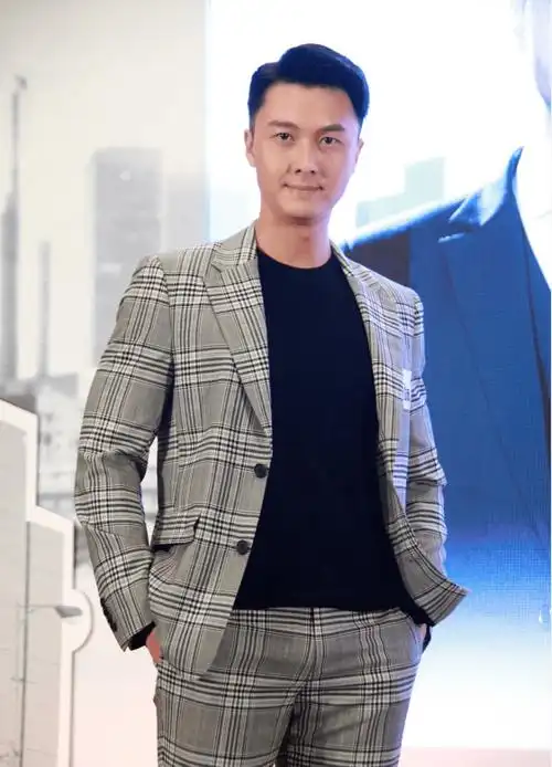 王浩信拒提携饼印细佬王玮彤转投viutv做大茄target做影帝