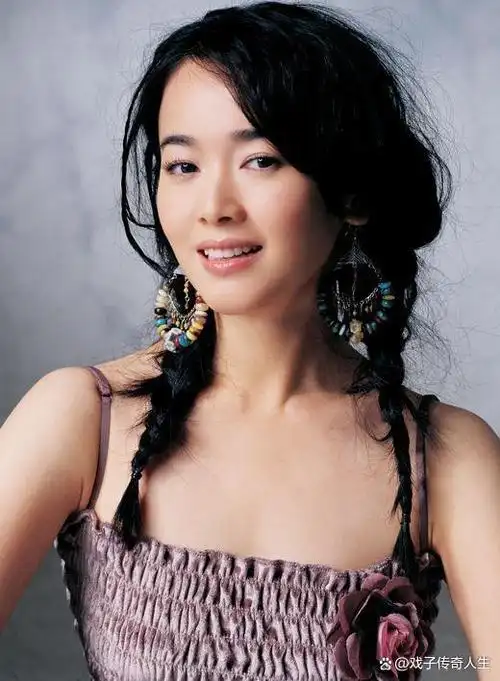 "氧气美女"左小青:33岁嫁入豪门,离婚后活出真正自己