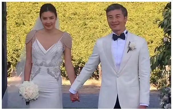 乐基儿败光黎明7亿,嫌弃天王保守,现况如何?