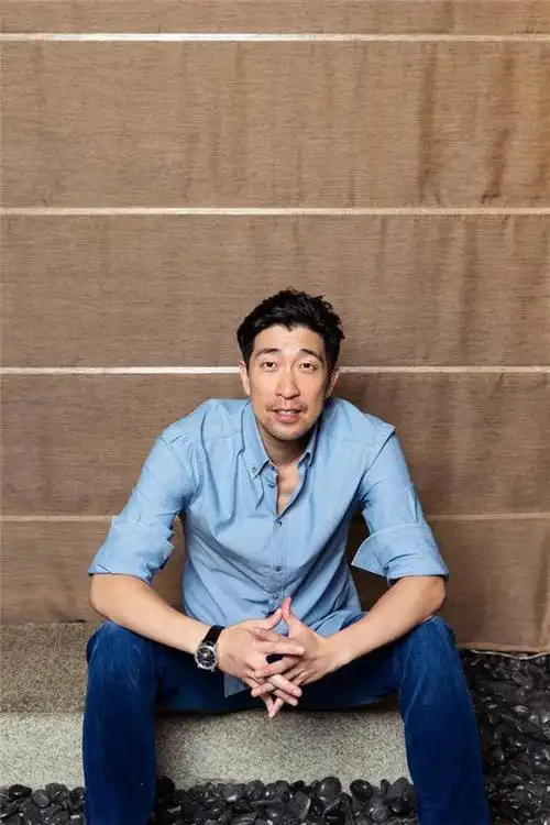 王锦鹏中国男演员182cm70kg王千源,1972年6月27日生于辽宁省沈阳市