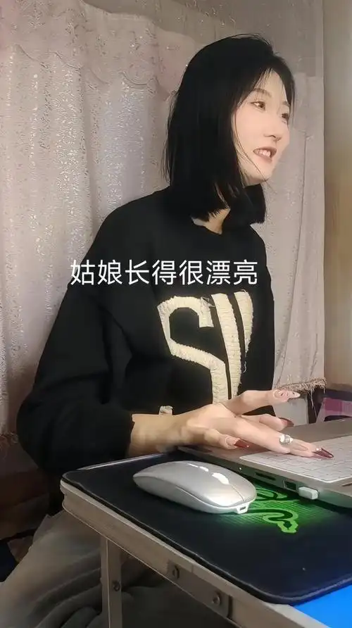 黑龙江女子身高2米2家属犯愁上哪找对象不知道的还以为是特效