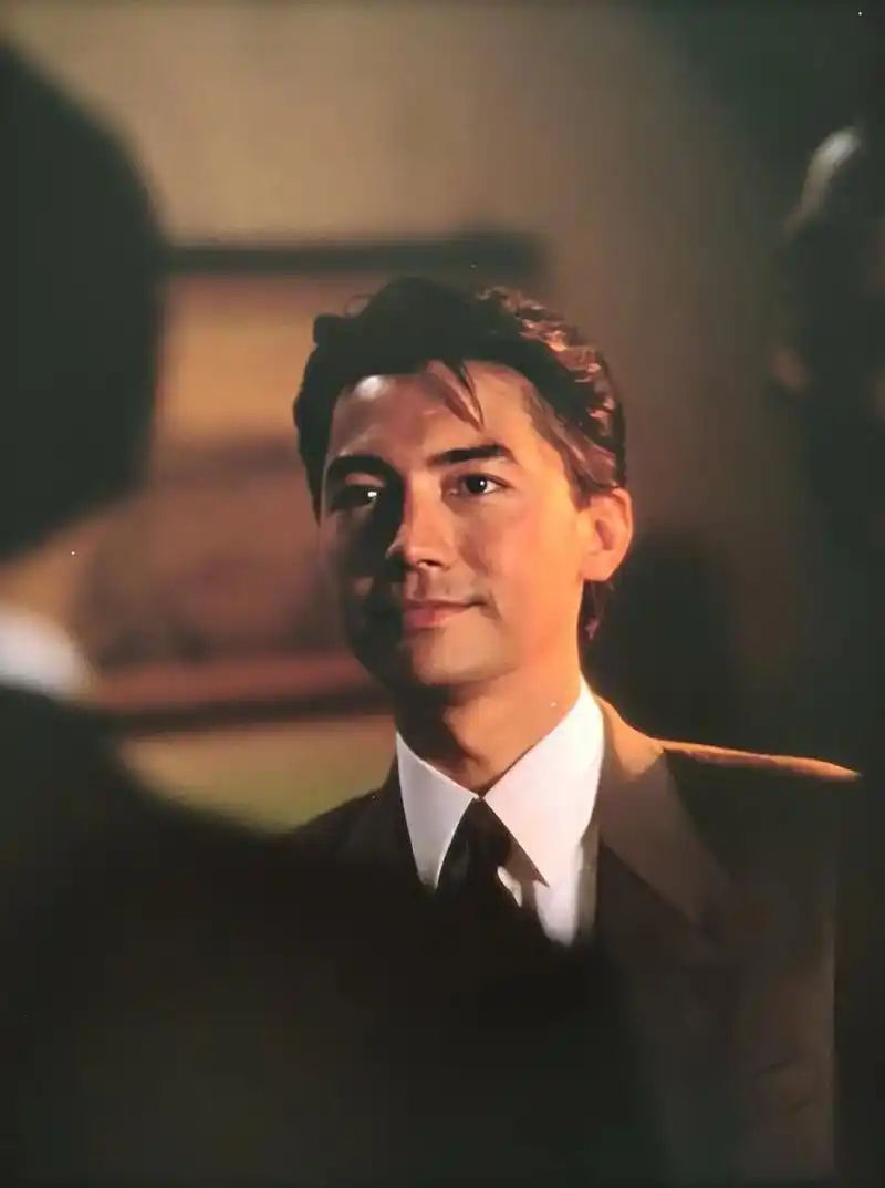 尊龙 #理财 #照片 #盛世容颜 #亚洲第一美男  - 抖音