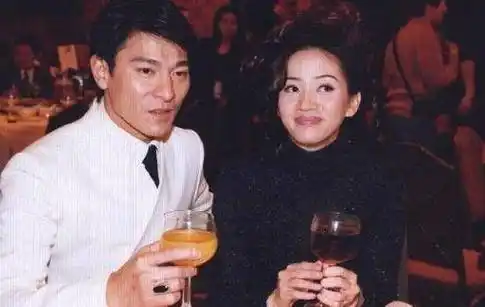 原创她榨干梅艳芳的血汗钱大骂刘德华不仁不义为夺女儿财产病死