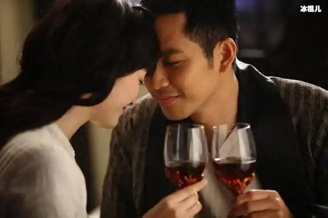 李小冉钟汉良再度合作新剧 两人关系默契一拍即合