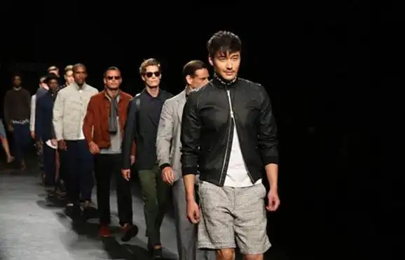 胡东和胡兵的个人资料(有种差距叫胡兵胡东)(6)