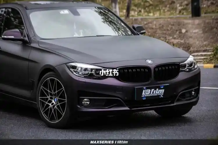 宝马3系高冷黑武士盘他