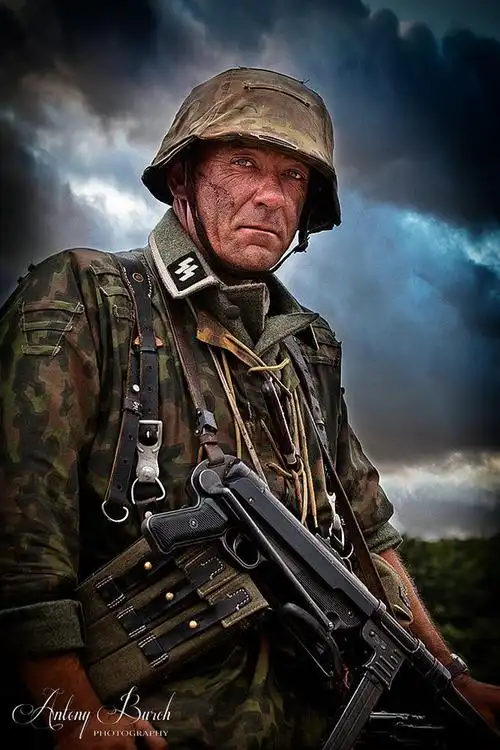 在拍摄500px的装甲掷弹兵由安东尼·伯奇