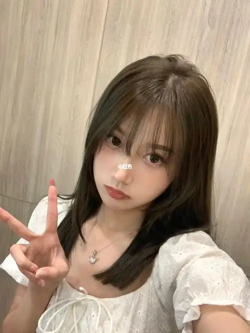 发色推荐/超级显白的薄荷米棕色