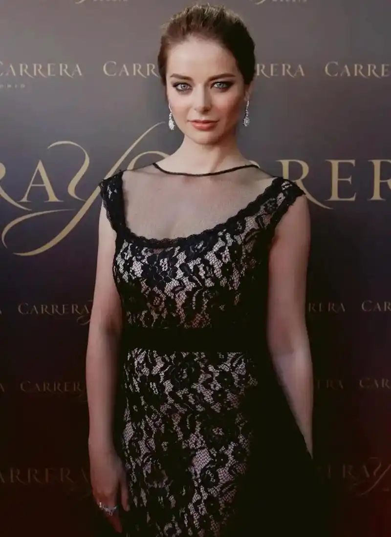 俄罗斯女演员玛丽娜亚历山德罗娃,美艳不可方物的女人