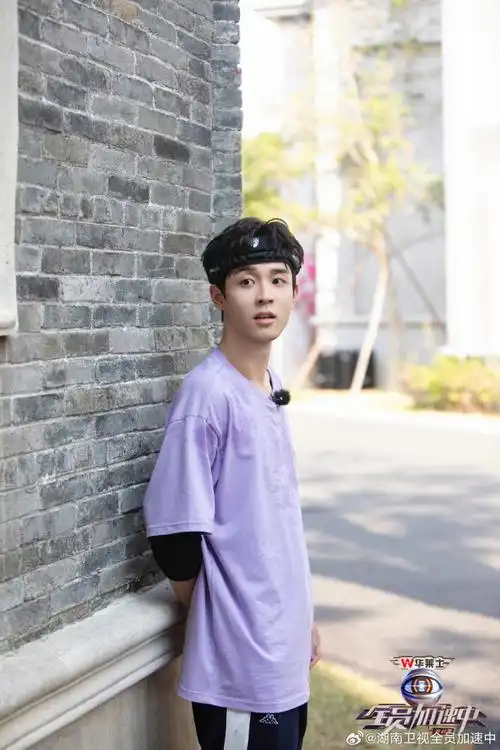 【#全员加速中#剧照】易碎外表藏信任,@吴宇恒不无语真心换真心,游戏