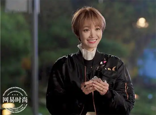 《她很漂亮》高俊熙穿50个牌子