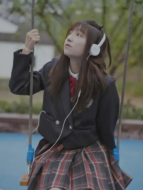 风里都是冬天的味道jk拍照