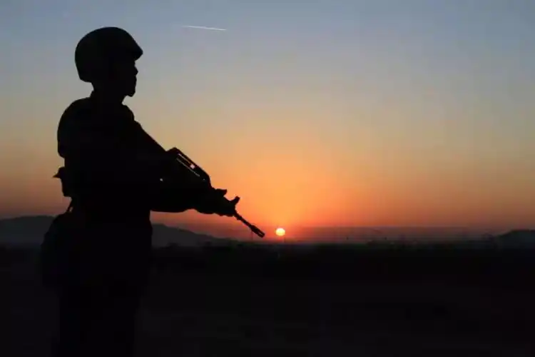 【中国陆军之声】你为什么这么拼,图什么?