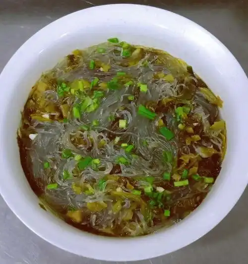 酸菜粉丝汤