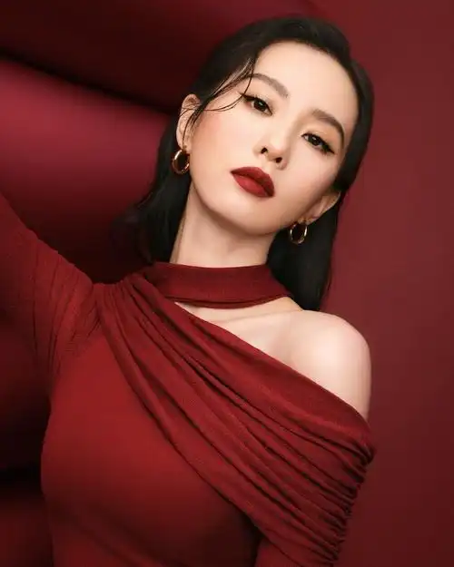 刘诗诗超话#刘诗诗芭比波朗全球品牌代言人#「2024.06.