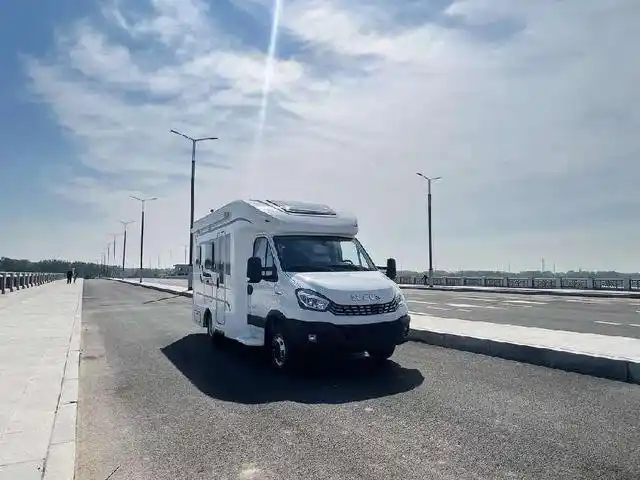 6.23郑州房车展,飞翔依维柯畅享版t型房车,一车在手,旅途无忧