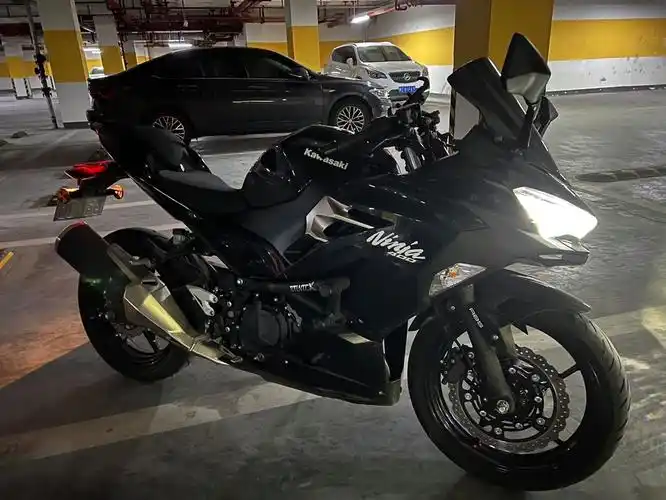 二手摩托车川崎 ninja 400