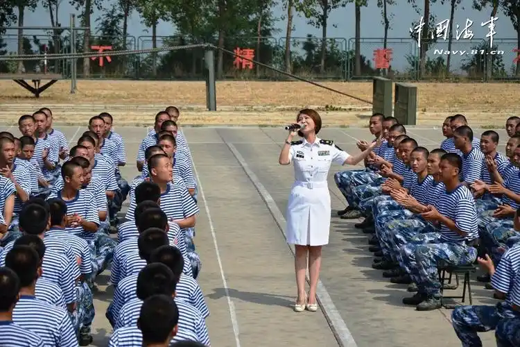 海政文工团群星到军校慰问演出高潮迭起