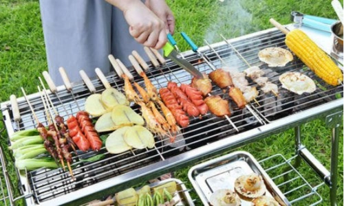 来月亮湾户外烧烤搞起来