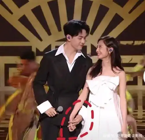 陈钰琪,曾舜晞616晚会同台演唱!苹果肌被吐槽太突出