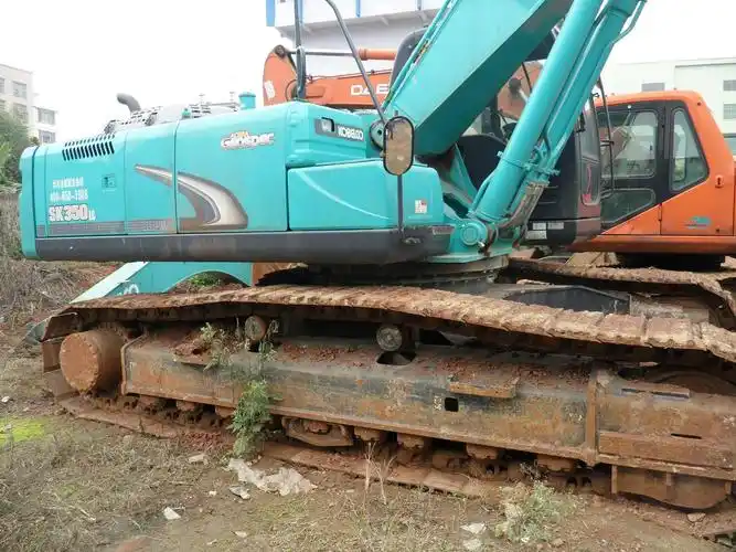 神钢sk350lc-8挖掘机