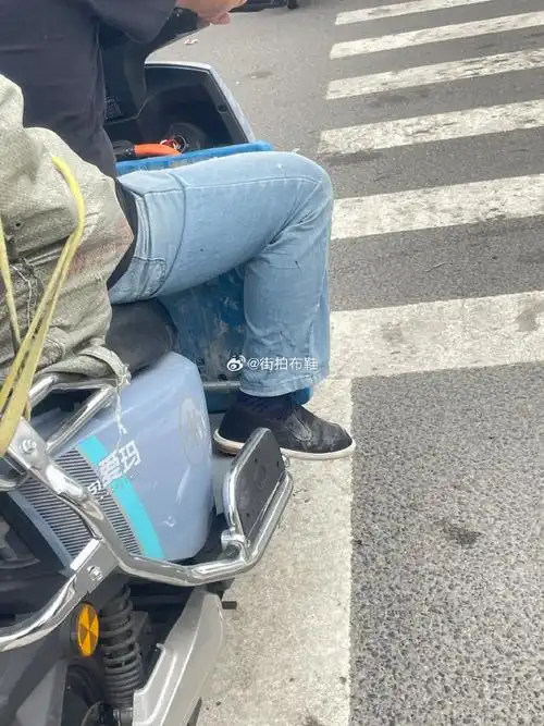 今天你穿布鞋了吗##农民工