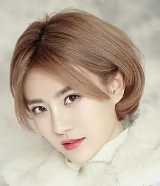 大脸适合什么发型短发女生发型